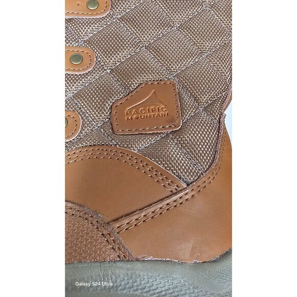 Pacific Mountain Womens Fur-Lined Thinsulate Winter Boots Quilted Pattern Size 9 - Picture 7 of 12